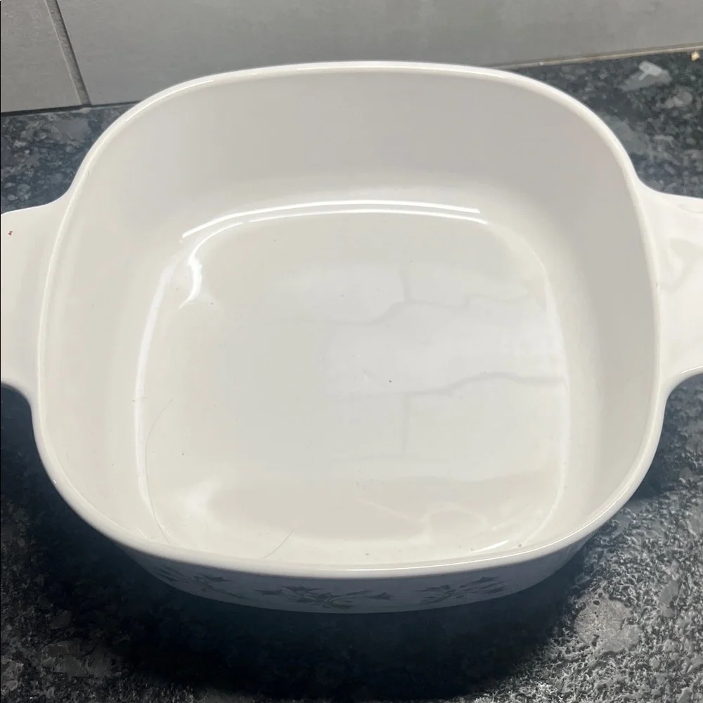 2ltr Blue Dusk Corningware Casserole White  Baking Dish. Exc condition